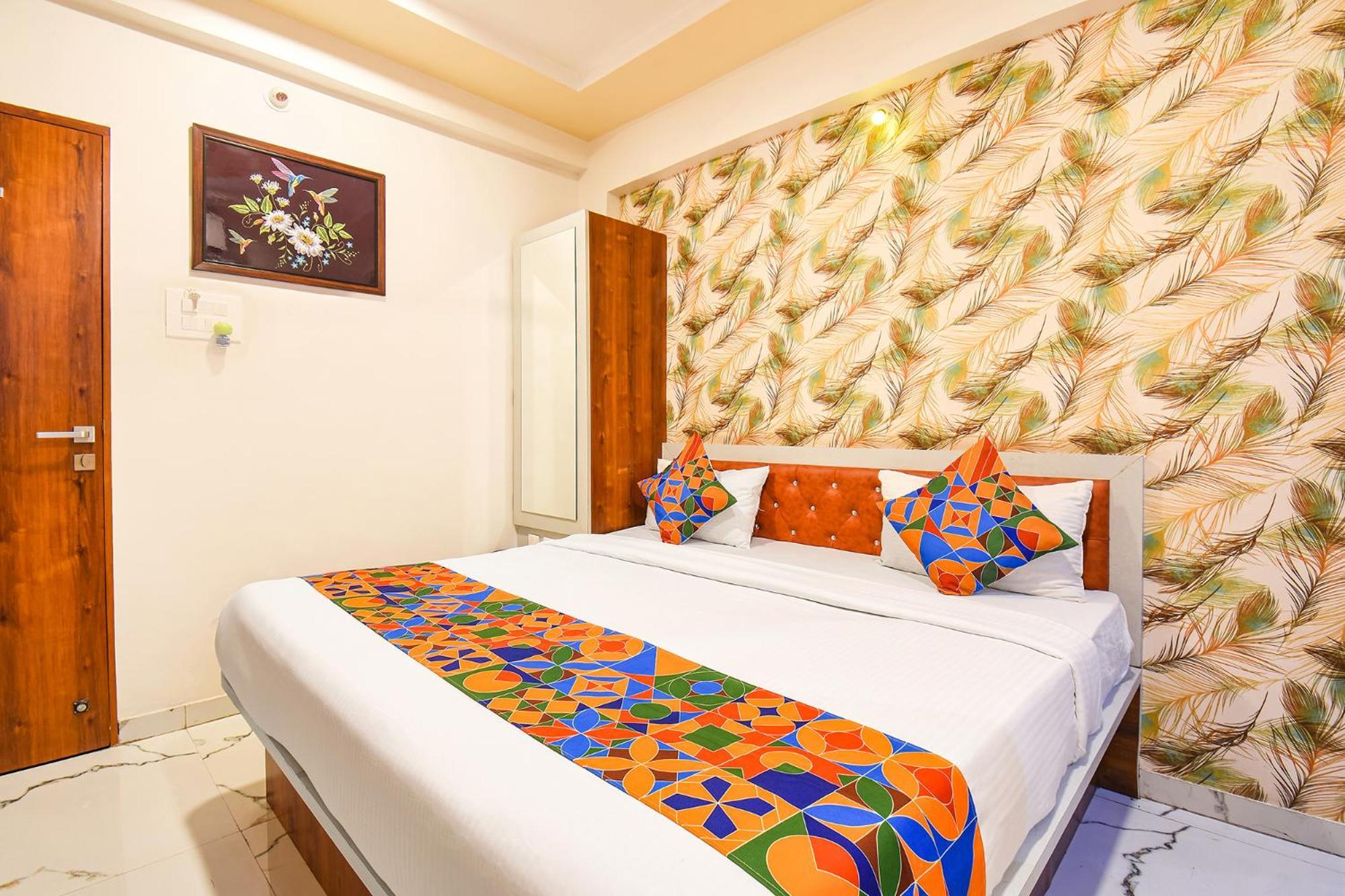 Fabhotel Prime Kharadi Residency - Nr Lohgaon Pune Bagian luar foto