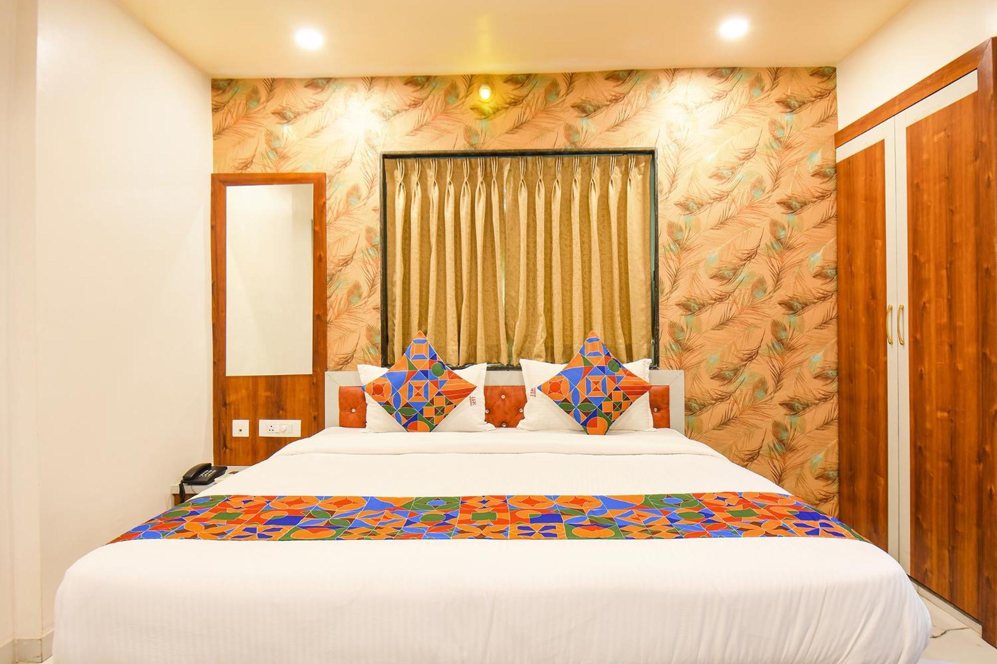 Fabhotel Prime Kharadi Residency - Nr Lohgaon Pune Bagian luar foto