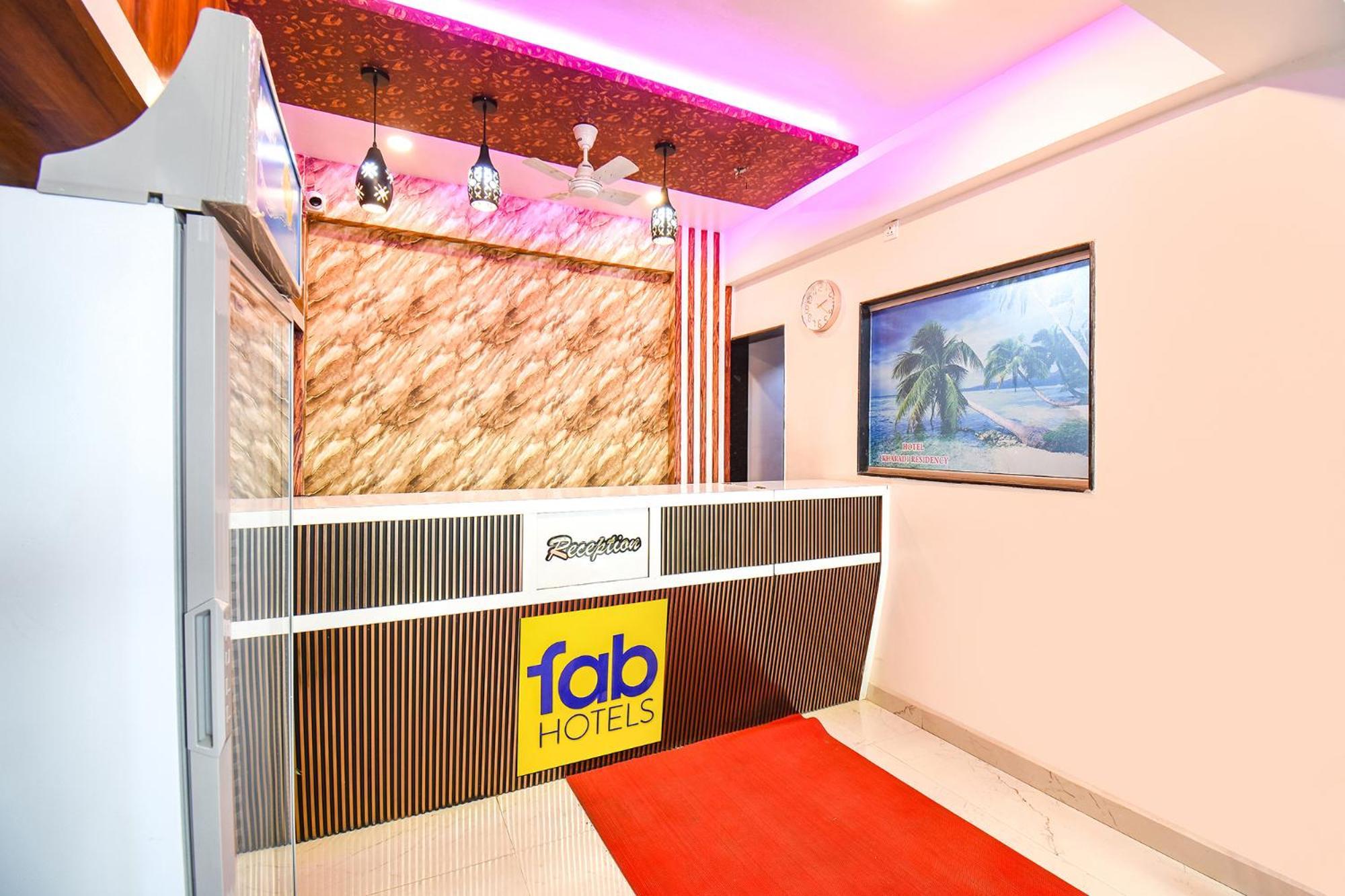 Fabhotel Prime Kharadi Residency - Nr Lohgaon Pune Bagian luar foto