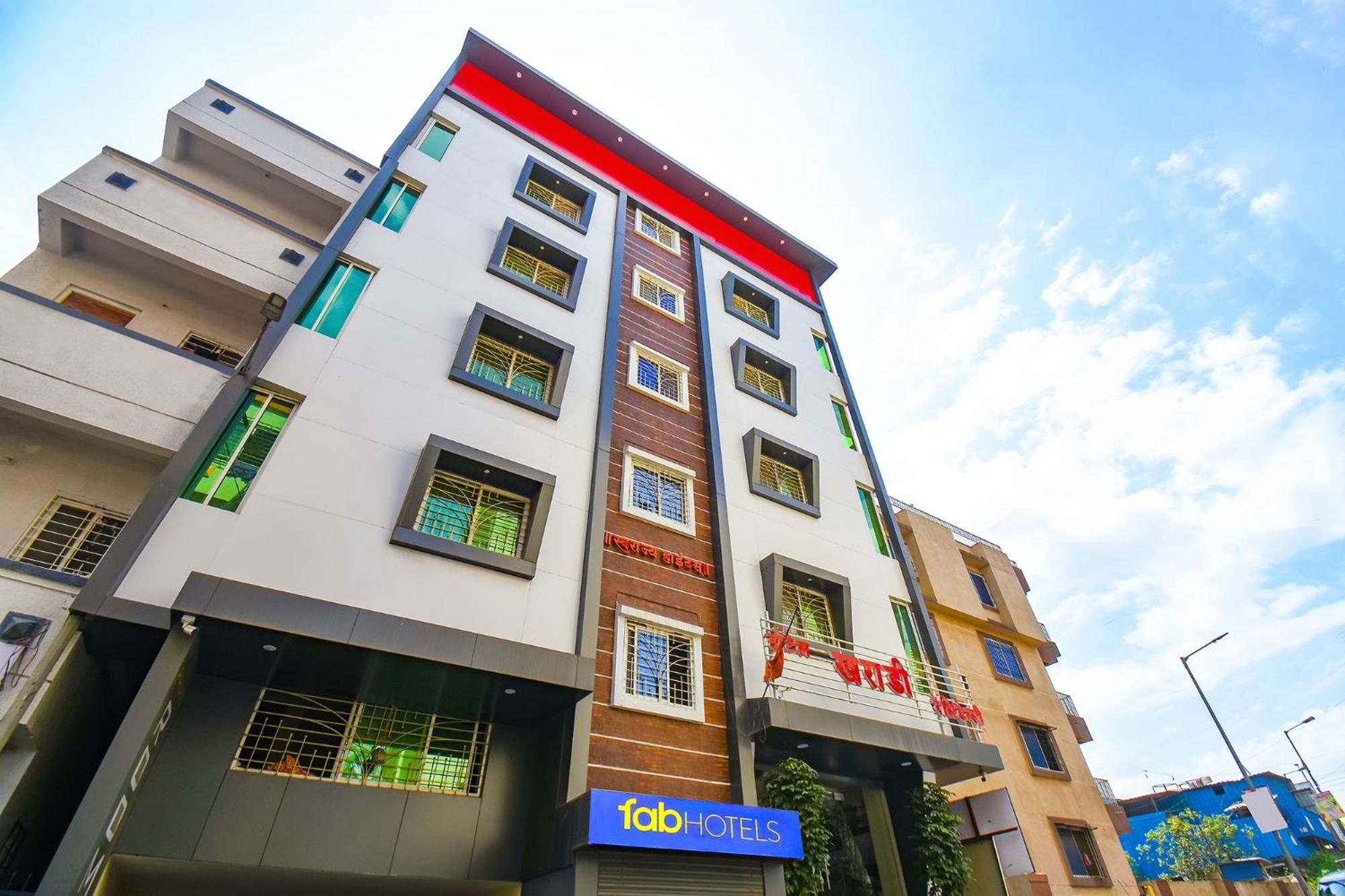 Fabhotel Prime Kharadi Residency - Nr Lohgaon Pune Bagian luar foto